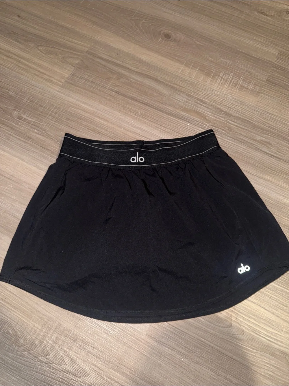 Alo match point skirt size S never worn